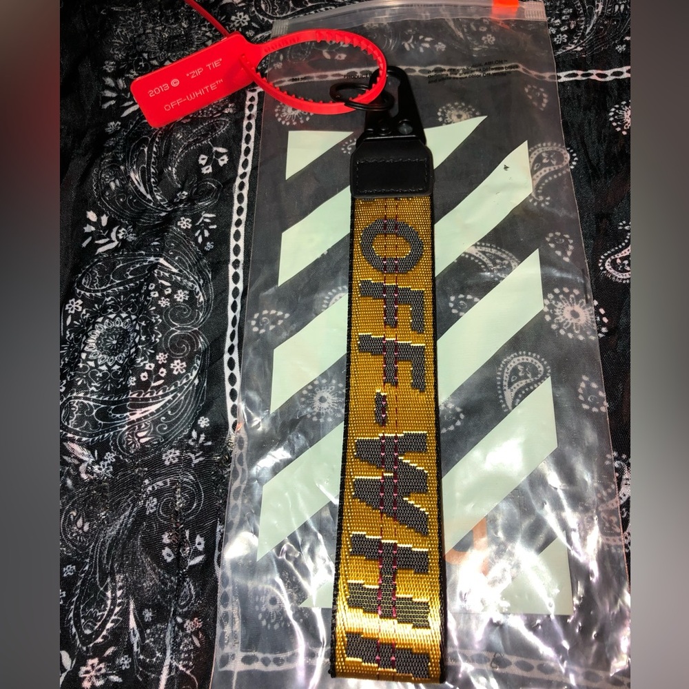 Off White keychain